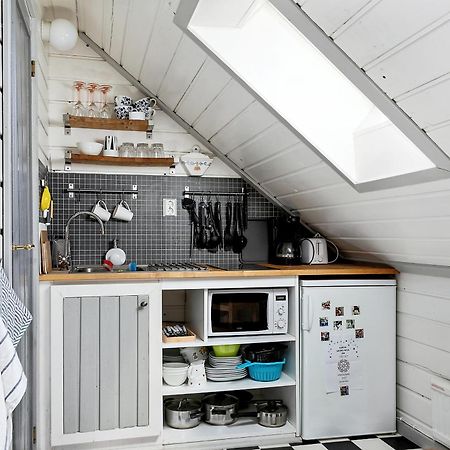 Loftlaegenhet Pa Haestgard I Tvaaker Apartment Exterior photo